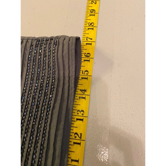 Banana Republic Gray Sleeveless Embellished Tank Top Medium - Picture 9 of 9